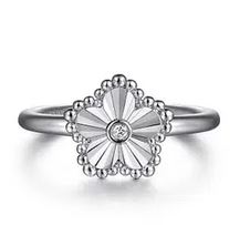 925 Sterling Silver Diamond Bujukan Frame Flower Diamond Cut Ladies Ring