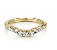 Curved-14k Yellow Gold Diamond Anniversary Band