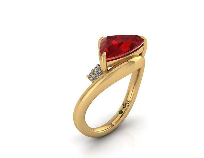 Lady's Yellow 14 Karat Emerald May Fashion Ring Size 6.5 With One = 2.35Ct Various Shapes Sunstone, One = 0.005Ct Round Emerald And 0.090000 Twt Other Stones