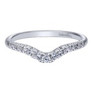 Curved 14k White Gold French Pavé Diamond Wedding Band