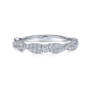 14k White Gold Twisted Diamond Stackable Ring