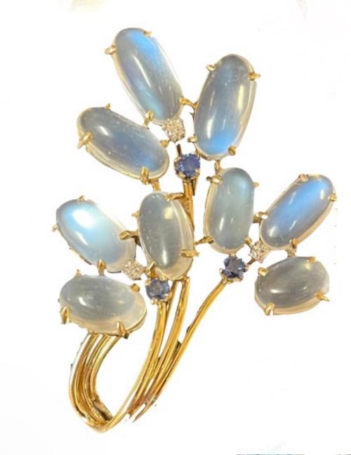 Raymond Yard 40ct Moonstone Retro 18KY Brooch (c: 1940) - 12ct Dia 0.25ct Sap