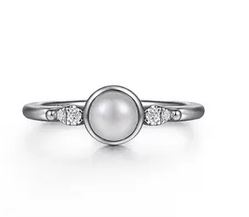 925 Sterling Silver Diamond Bujukan Pearl Ladies Ring