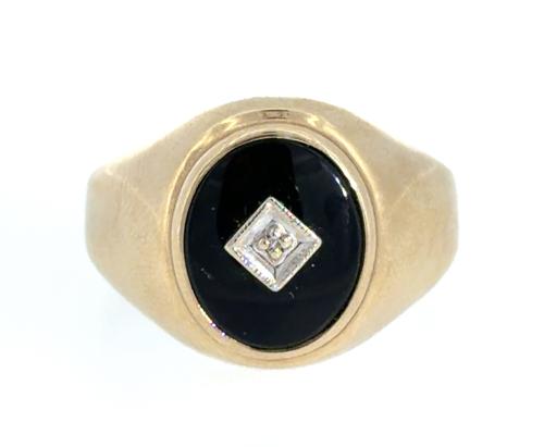 Art Deco .02ct Diamond & Onyx 10K Yellow Gold 3.85gr Ring Circa 1930s