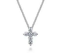 18 Inch 14k White Gold Diamond Cross Pendant Necklace