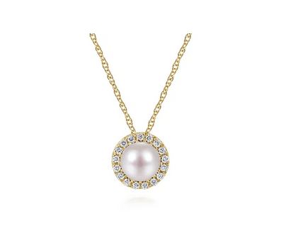 18 Inch 14K Yellow Gold Pearl and Diamond Halo Pendant Necklace