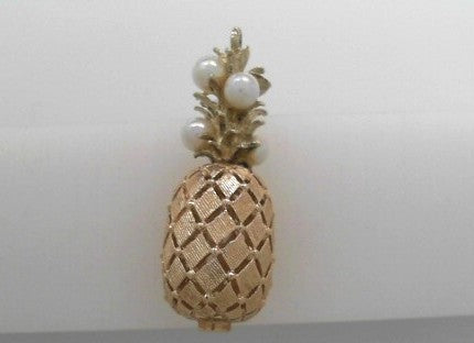 Preowned 14K Yellow Pineapple Pendant