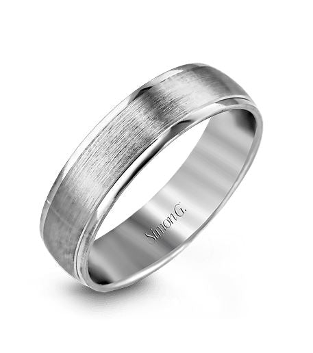 White 14 Karat Gentleman Wedding Band Size 10