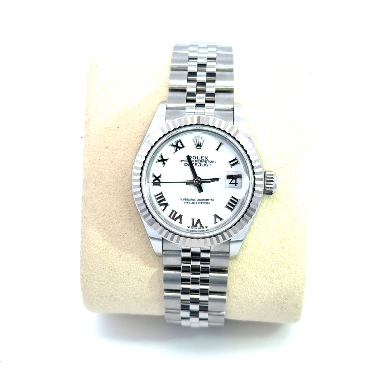 Watch Estate