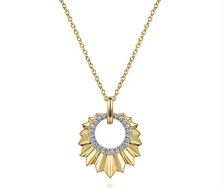 14k Yellow Gold 17.5 Inch Diamond Necklace With Diamond Cut Texture In Leaf Shape