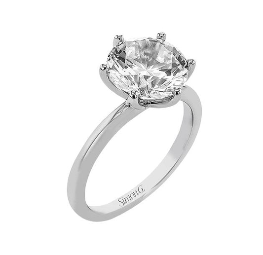 White 18 Karat Solitaire Ring Size 6.5