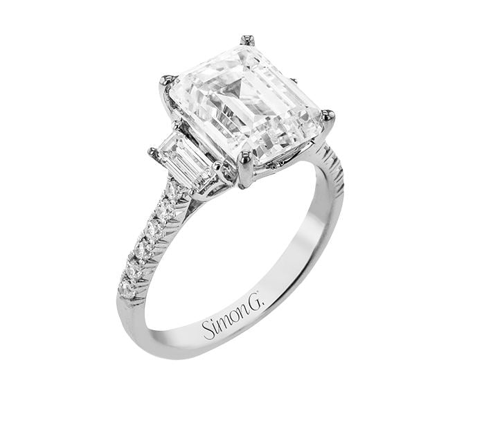 White 14 Karat 3 Stone Ring Size 6.5 With 2 = 0.60Tw Emerald G Vs1 Diamonds And = 0.22Tw Round G Vs1 Diamonds