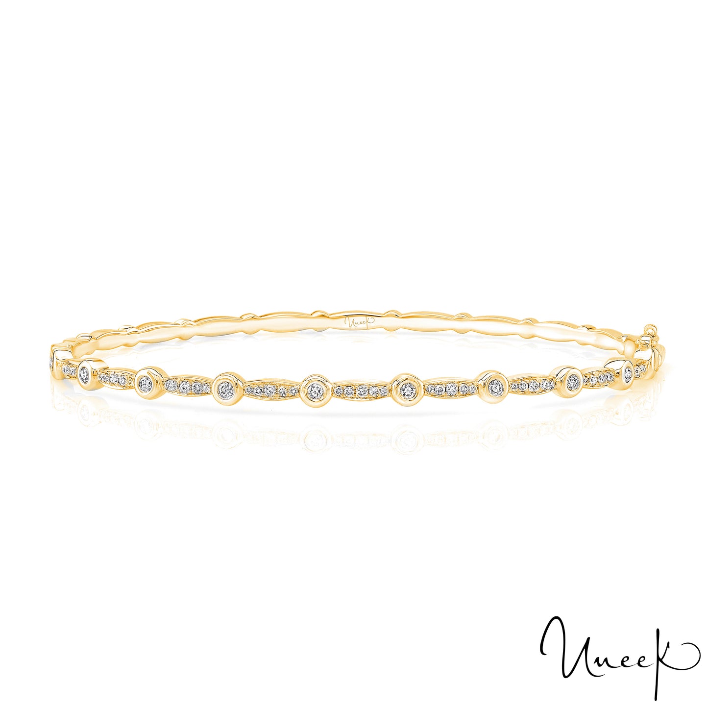 Lady's Yellow 14 Karat Bangle Bracelet With 55 = 0.42Tw Round G/H Si2 Diamonds