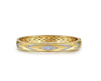 14K Yellow Gold Bujukan Diamond Chevron Pattern Bangle Bracelet