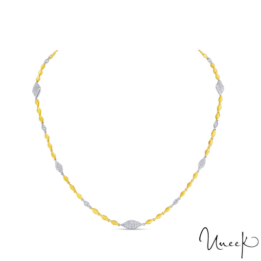 Lady's Two-Tone 18 Karat Station Necklace Length 19 With 242 = 2.68Twt Round G/H Si2 Diamonds