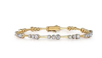 14K Yellow Gold Graduated Diamond Station Tennis Bracelet