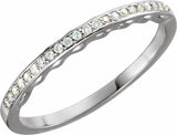 14K White 1/10 CTW Diamond Band