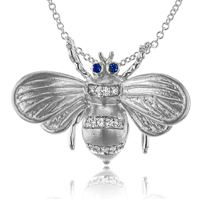 Simon G Fashion Monarch Bee Pendant Necklace In 18K Gold With Diamonds (White)